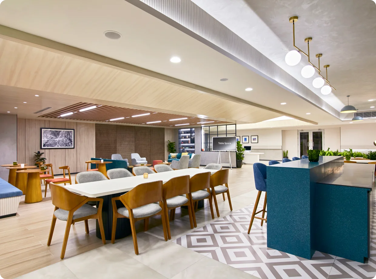 Meeting room inside a ready-to-move-in Table Space suite